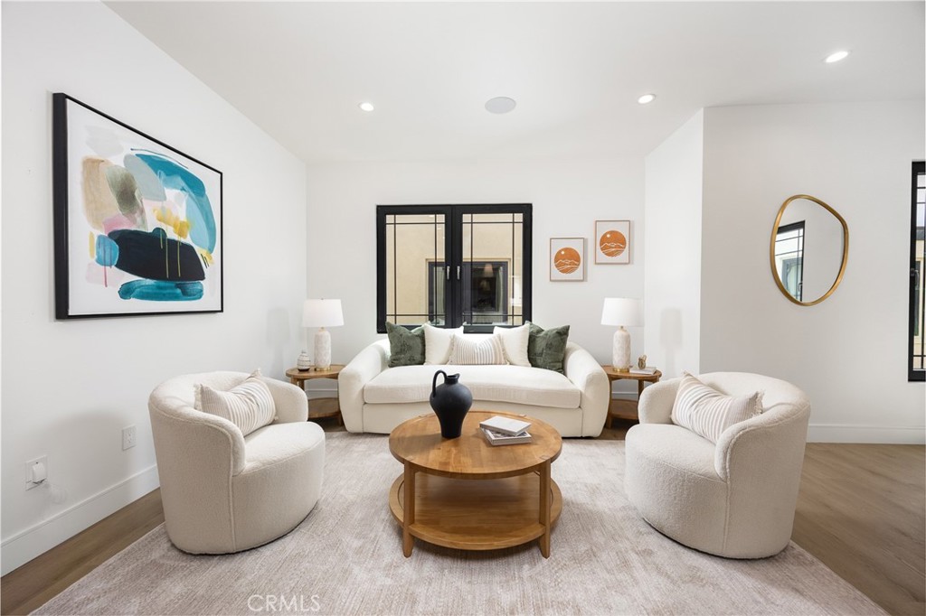 826 Sunset Boulevard A Property Photo 14