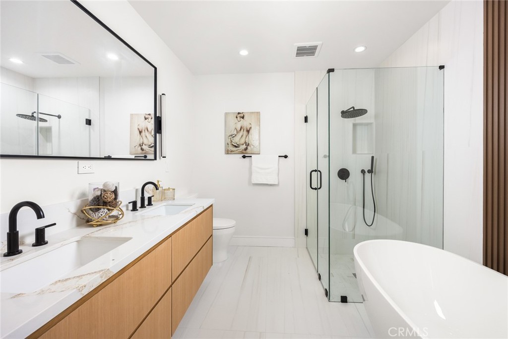 826 Sunset Boulevard A Property Photo 30