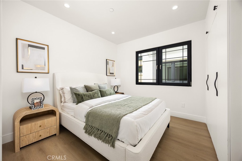 826 Sunset Boulevard B Property Photo 20