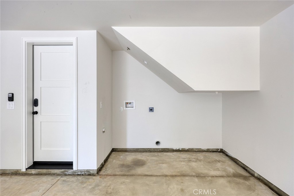 826 Sunset Boulevard B Property Photo 34