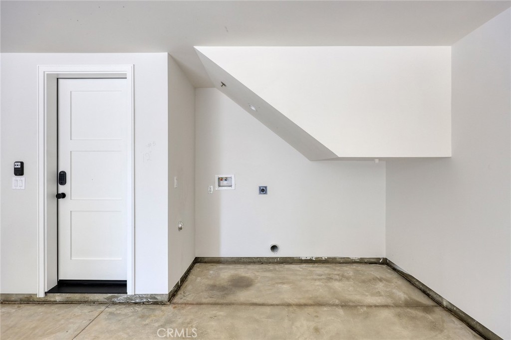 828 Sunset Boulevard A Property Photo 34