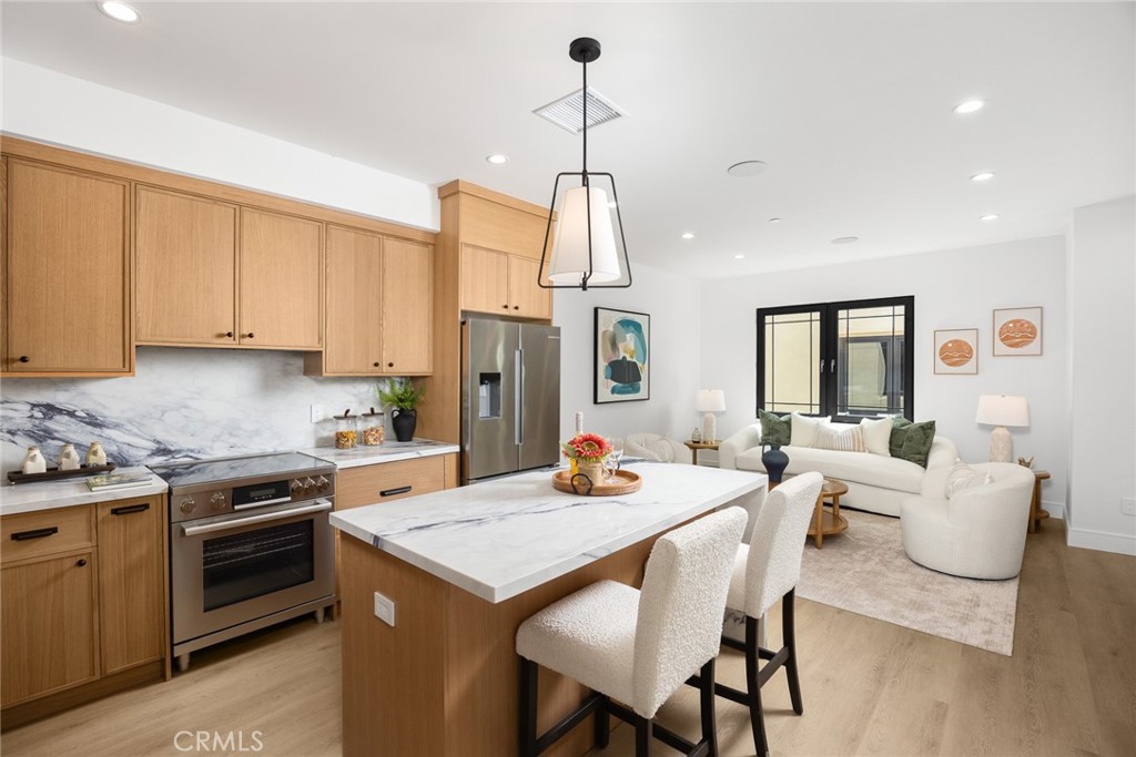 832 Sunset Boulevard A Property Photo 12