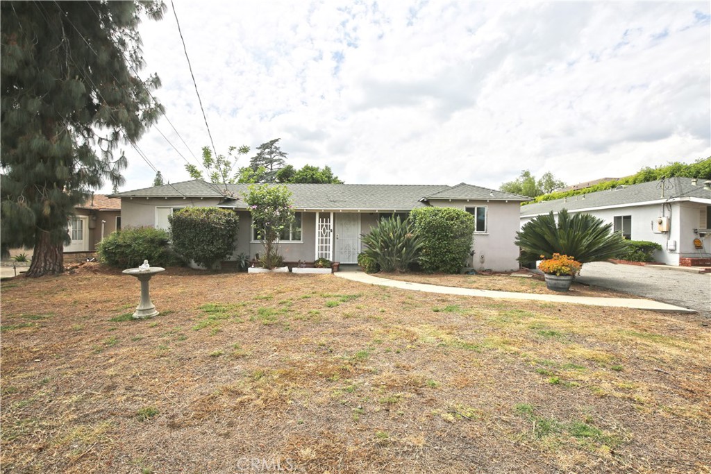 1211 S 10th Avenue Property Photo 1