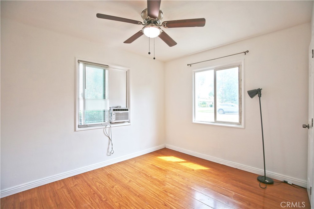 1211 S 10th Avenue Property Photo 6