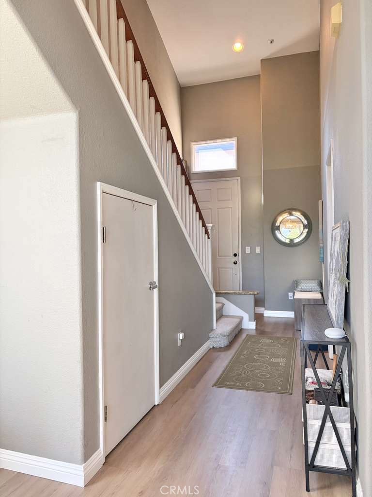 286 N Madison 404 Property Photo 17