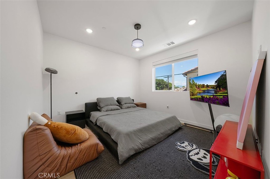 4323 Jasmine Ln Property Photo 12