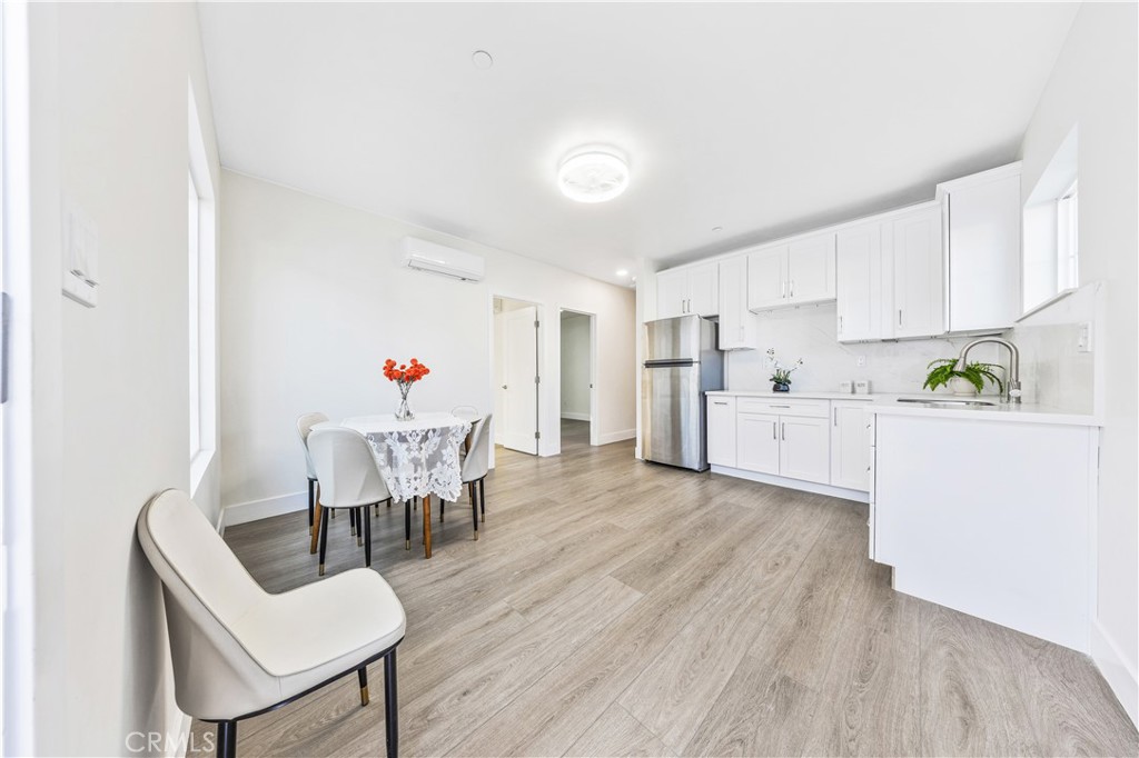 159 W Glendon Way Property Photo 16