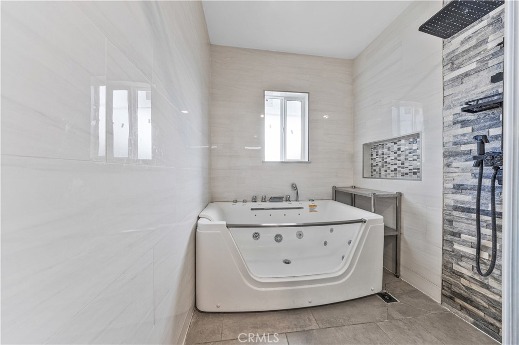159 W Glendon Way Property Photo 31