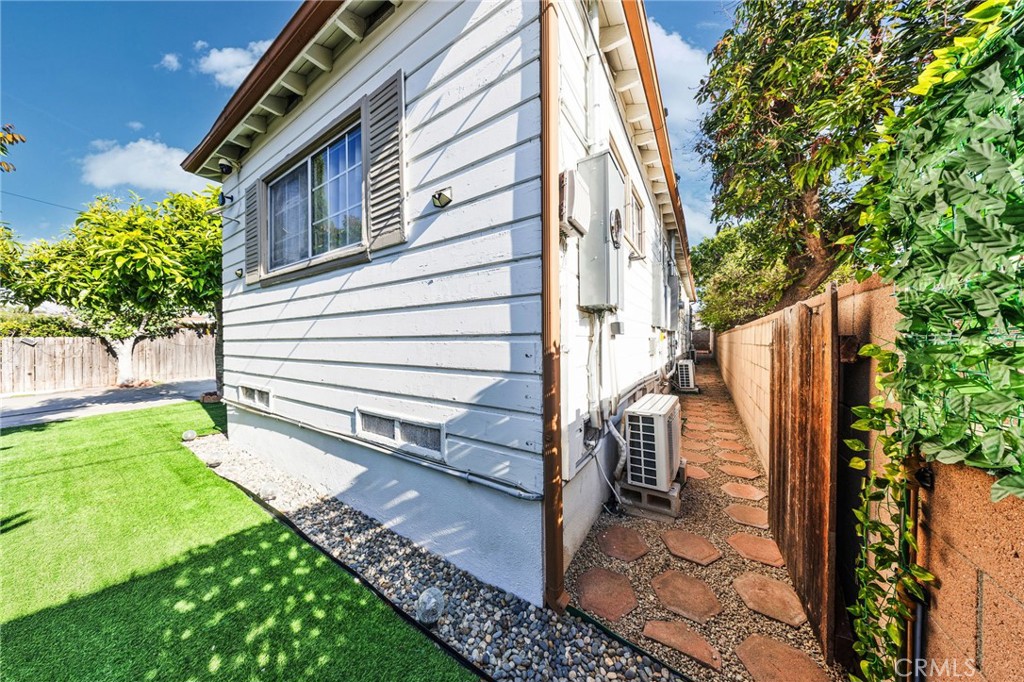 159 W Glendon Way Property Photo 37