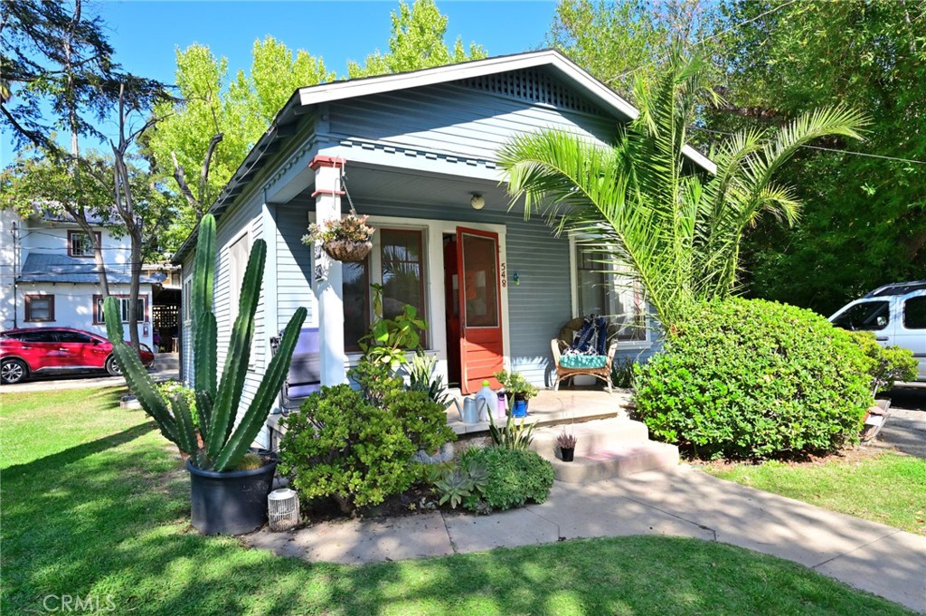 542 N Madison Property Photo 8