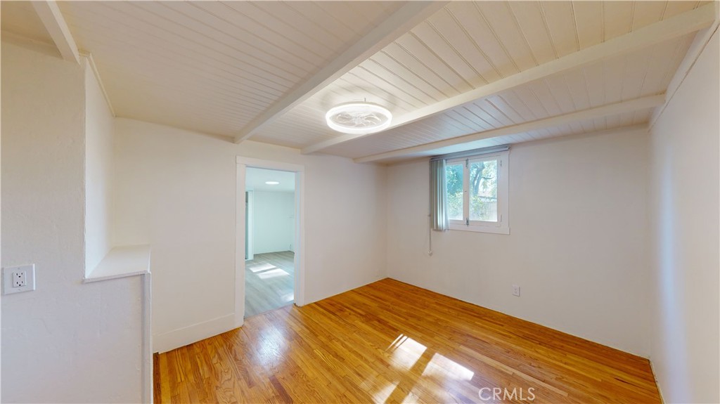 542 N Madison Property Photo 21