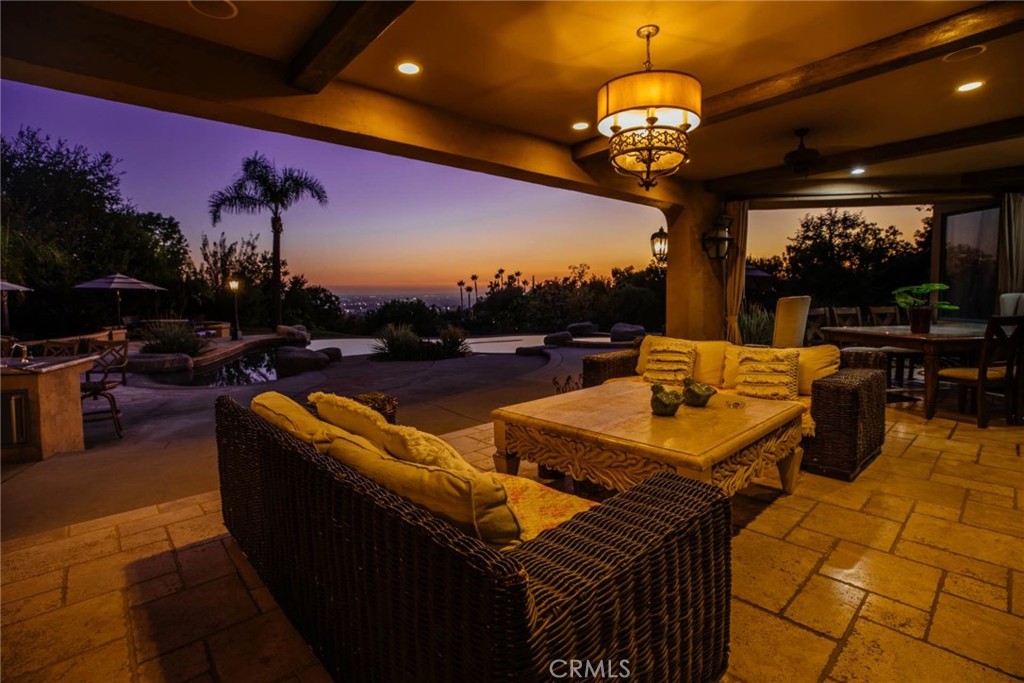 365 Oak Mountain Road Property Photo 5