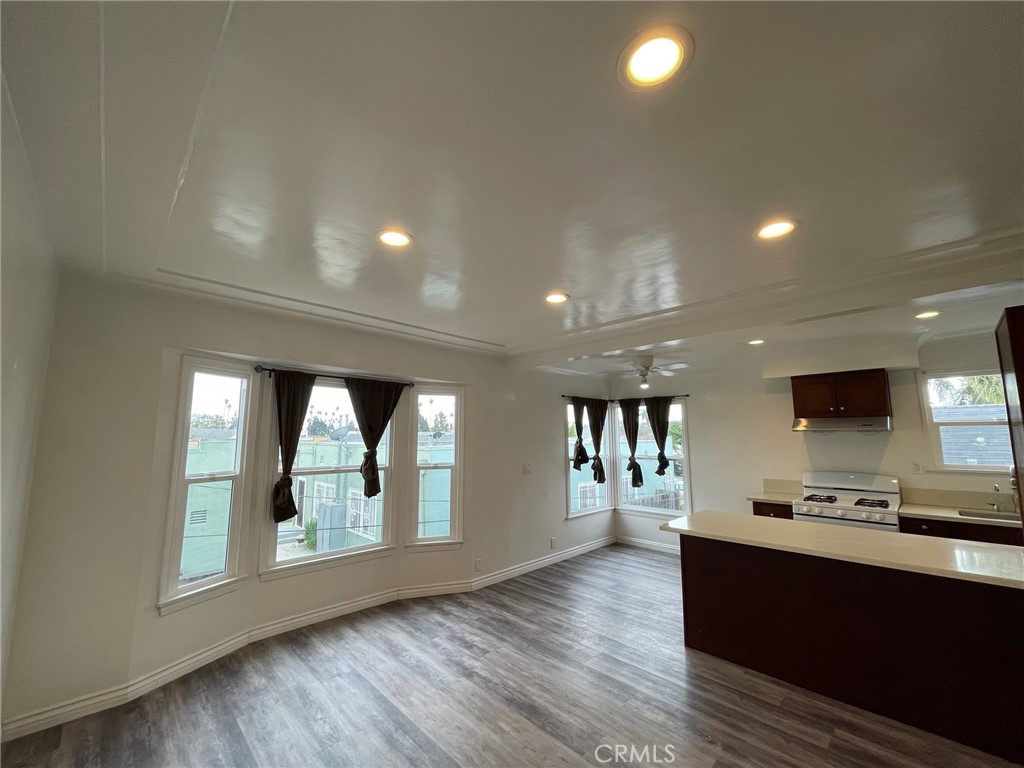 3968 Arlington Avenue 1/2 Property Photo 15