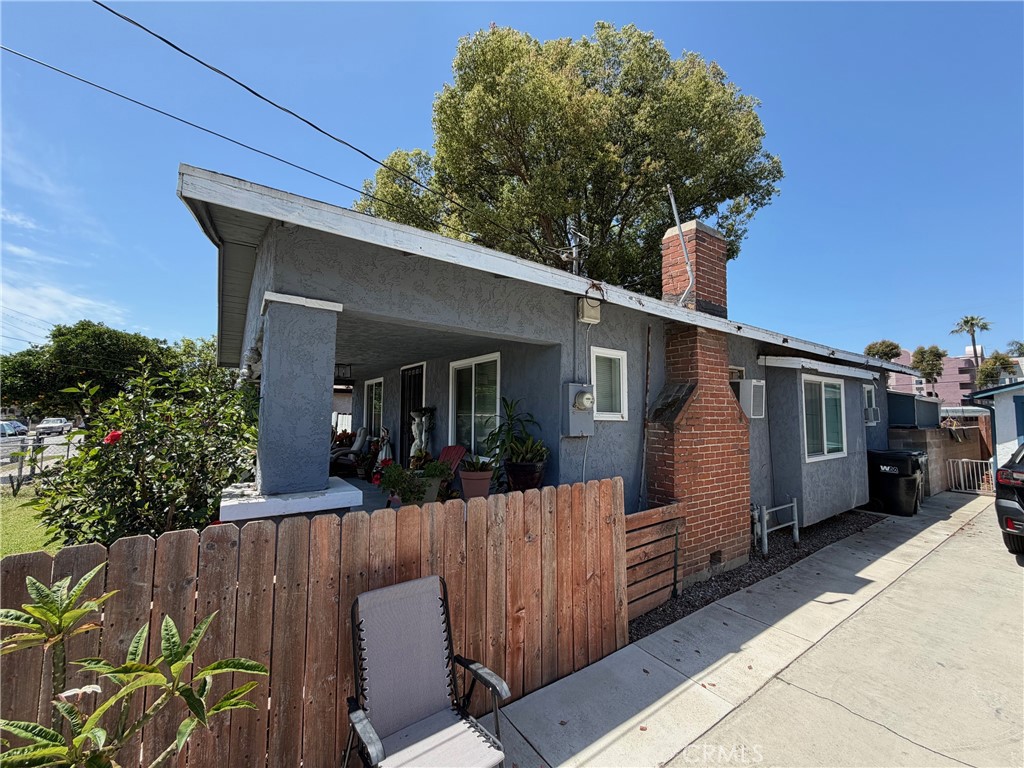 3757 Holly Street Property Photo 3