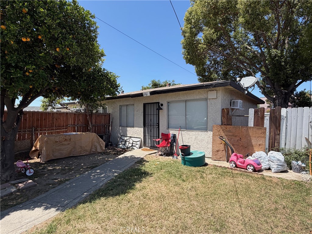3757 Holly Street Property Photo 6