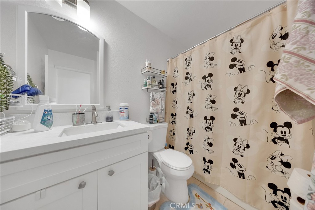 2040 Sierra Leone Property Photo 9
