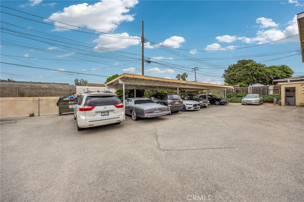 2040 Sierra Leone Property Photo 17