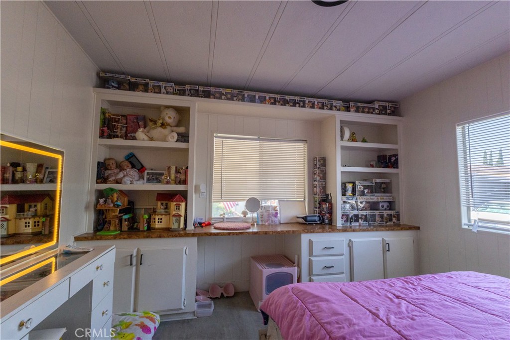 1456 E Philadelphia 161 Property Photo 27