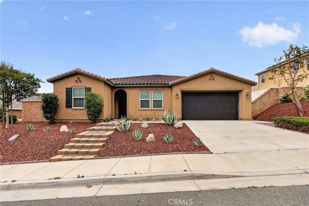 7335 Stockyard Property Photo