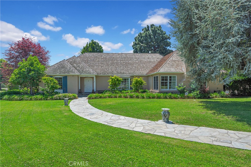 2170 Lombardy Property Photo 1