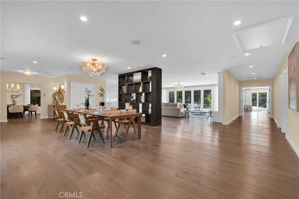 2170 Lombardy Property Photo 7