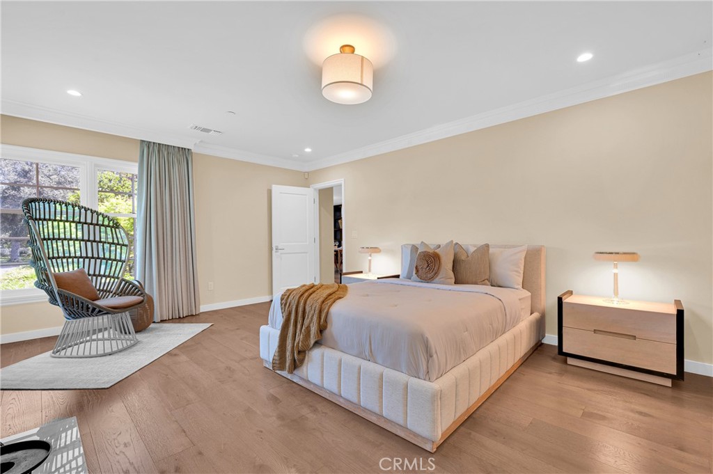 2170 Lombardy Property Photo 26