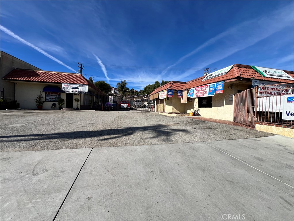 19939 Valley Property Photo 3