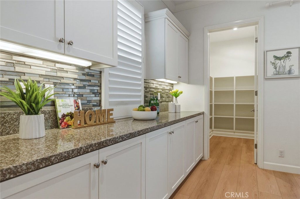 108 Henderson Property Photo 14