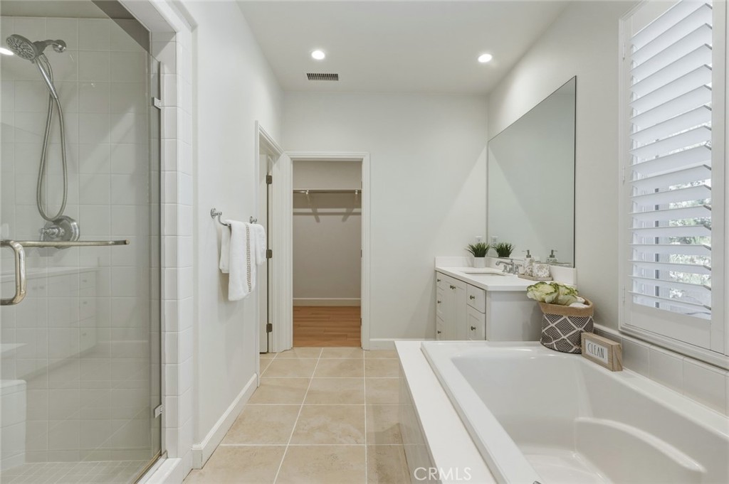108 Henderson Property Photo 19