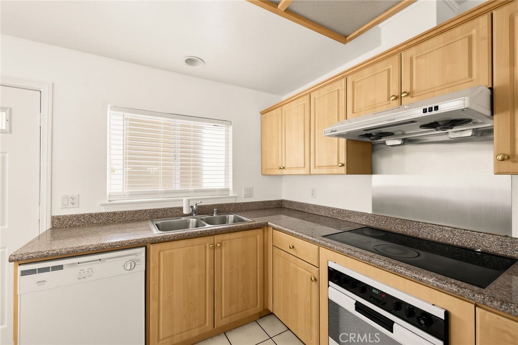 121 N Mcpherrin Avenue 105 Property Photo 21