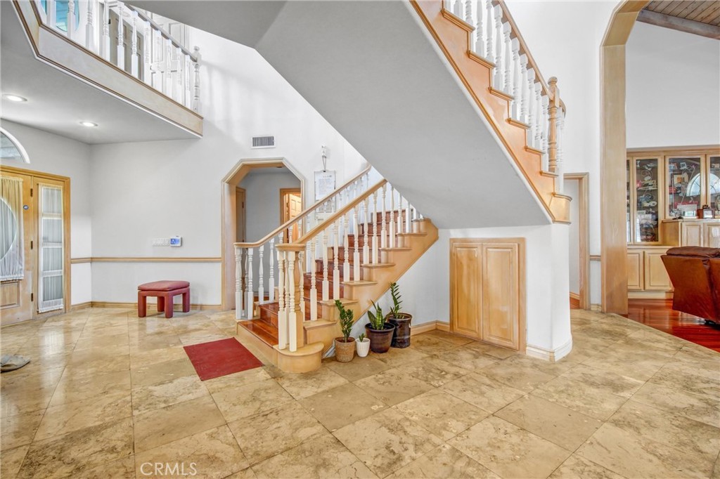 717 E Camino Real Property Photo 5