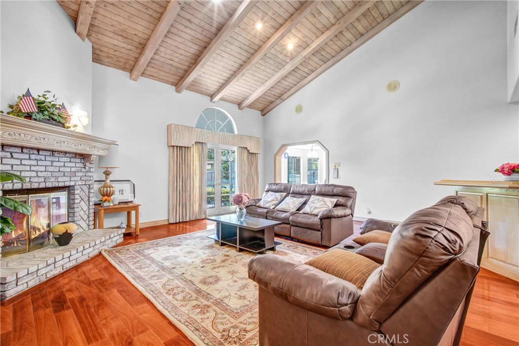 717 E Camino Real Property Photo 6