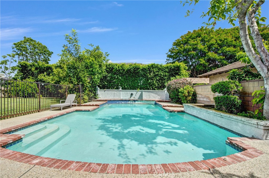 717 E Camino Real Property Photo 39