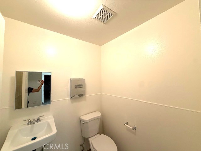 4947 Walnut Grove Avenue Property Photo 11