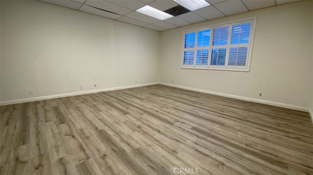 180 E Valley 203 Property Photo 10
