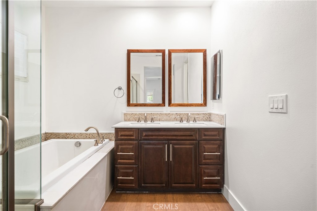 656 West Huntington Drive K-1 Property Photo 28