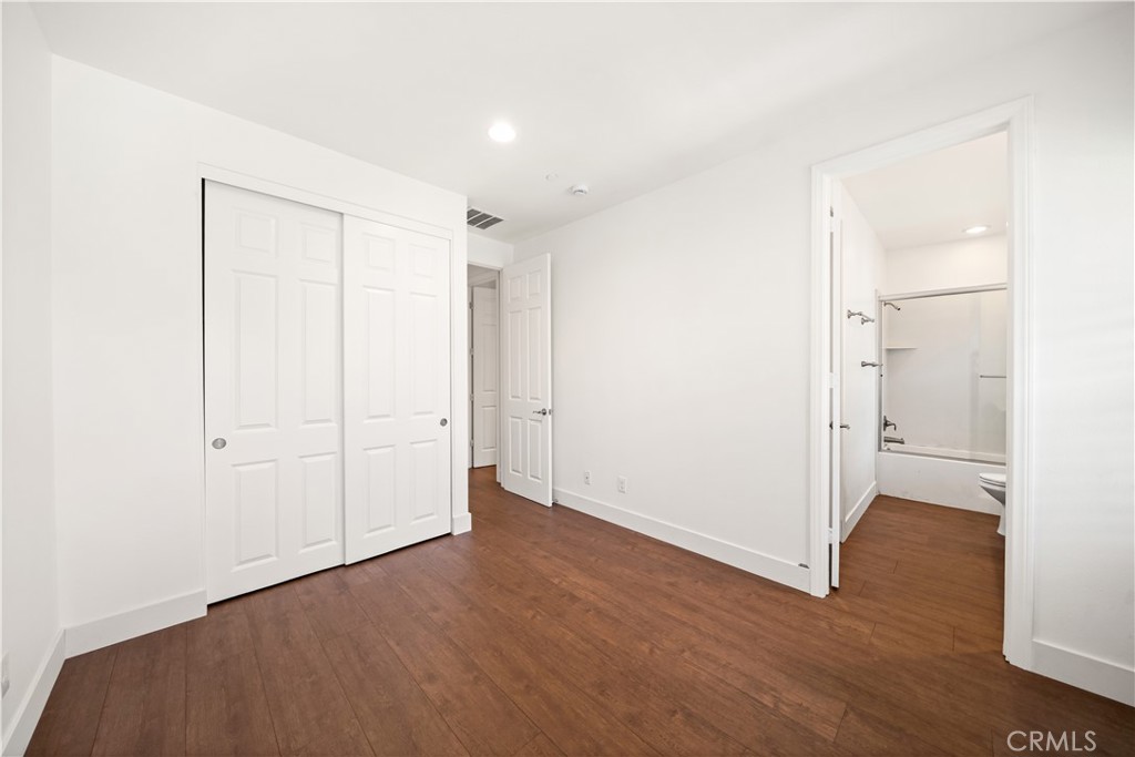 656 West Huntington Drive K-1 Property Photo 33