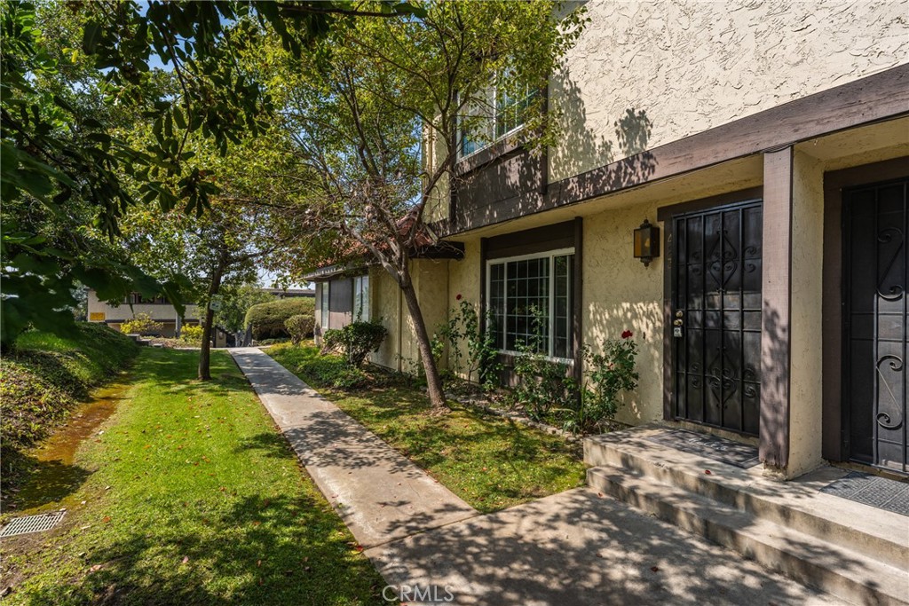 1423 1st Property Photo 1