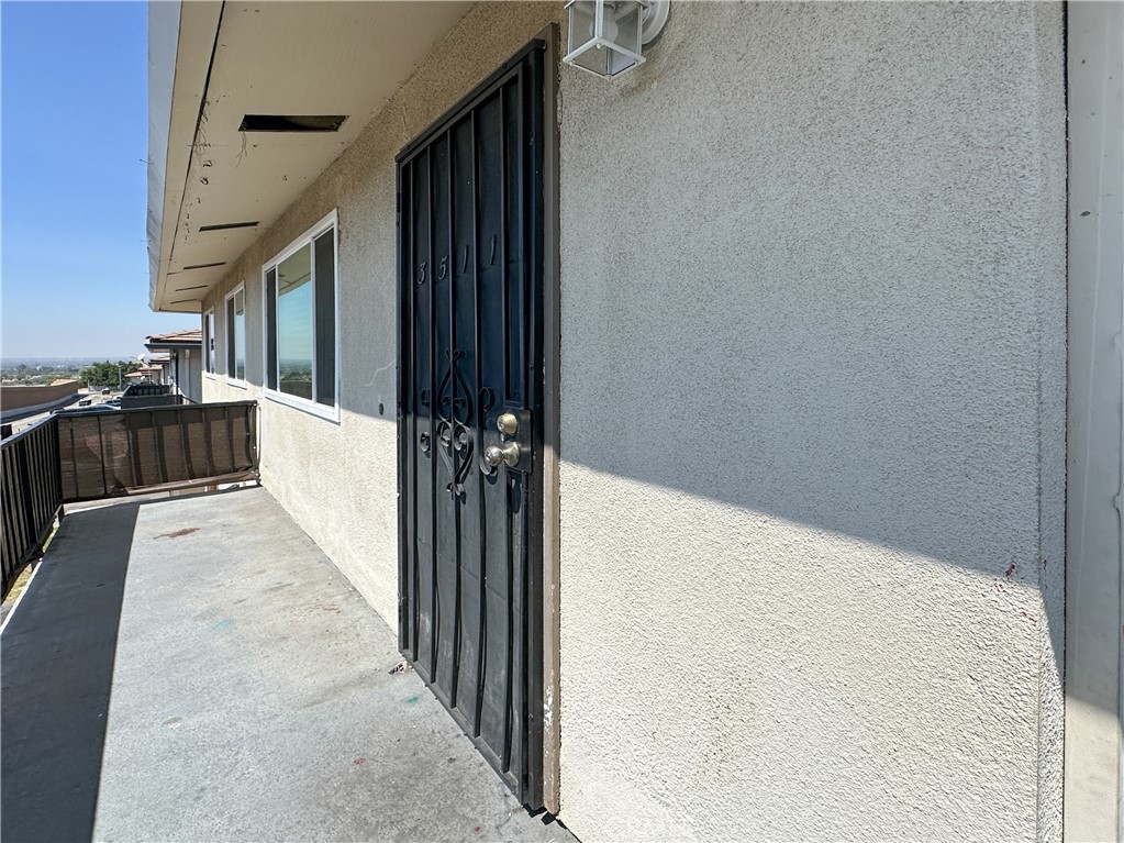 3511 Rainbow Property Photo 2