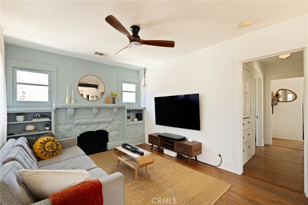 6100 Roy Street Property Photo 4