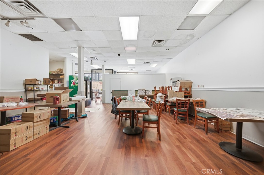 4808 Melrose Avenue Property Photo 10