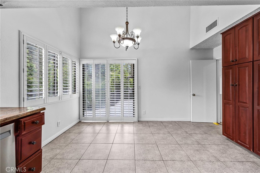 3334 Oak Glen Property Photo 16