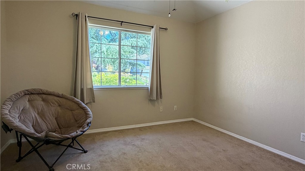 1145 E Woodhaven Lane Property Photo 24