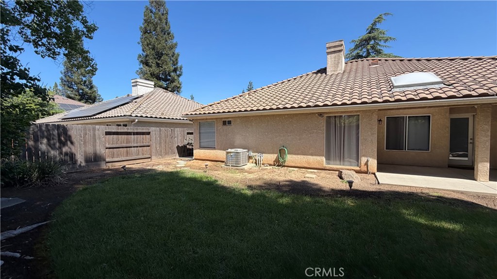 1145 E Woodhaven Lane Property Photo 32