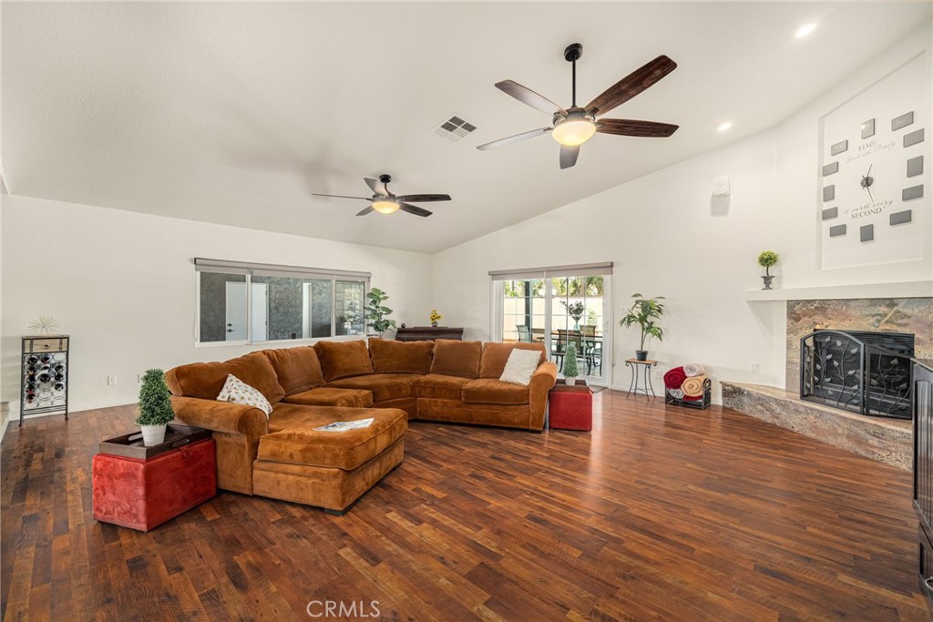 3742 Pilgrims Way Property Photo 5