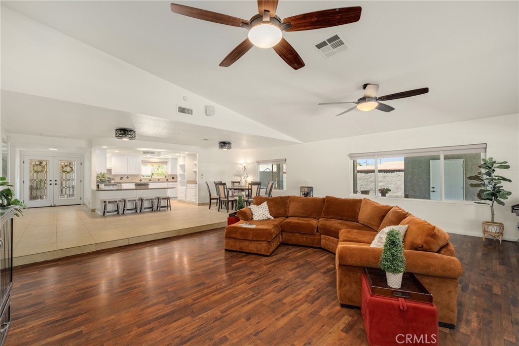 3742 Pilgrims Way Property Photo 7