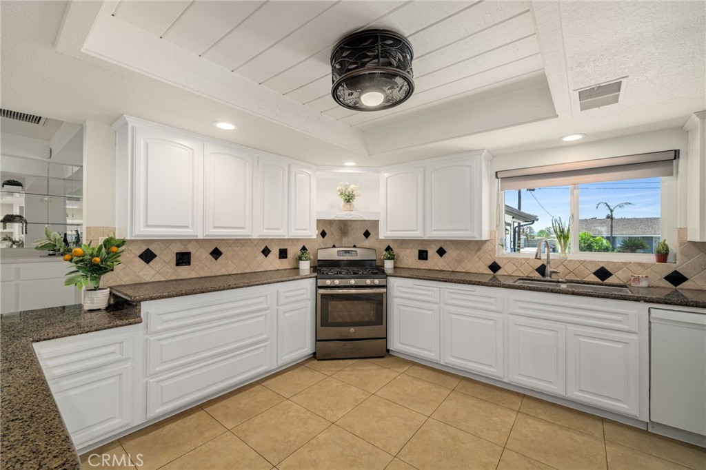 3742 Pilgrims Way Property Photo 10