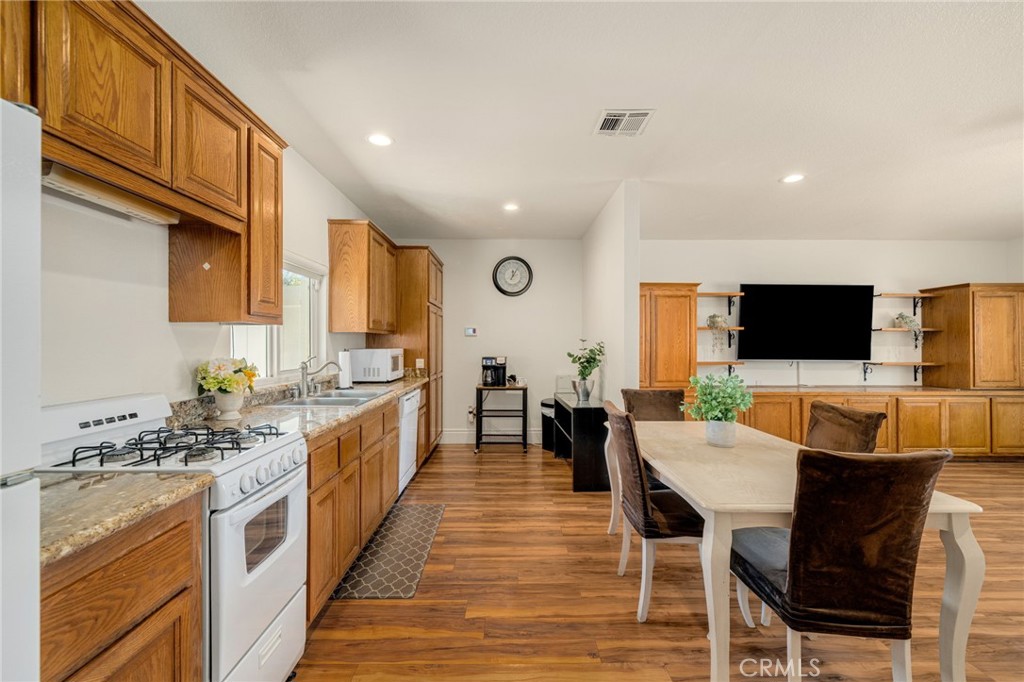 3742 Pilgrims Way Property Photo 30