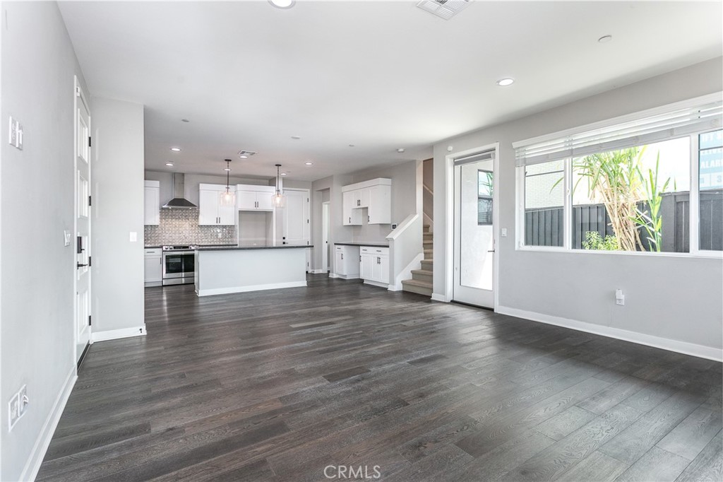 2054 Mylitta Property Photo 5