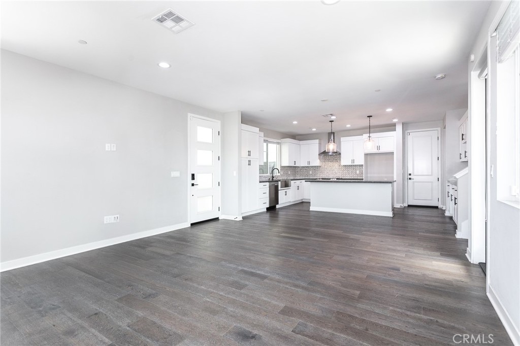 2054 Mylitta Property Photo 7